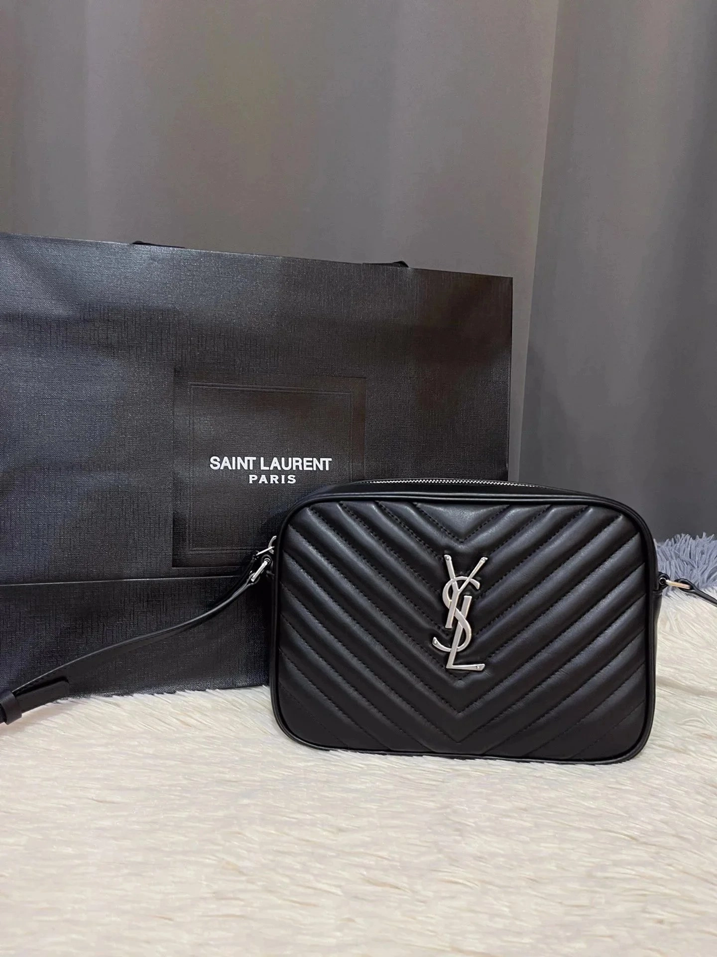 Saint Laurent Loulou Camera Bag Black Quilted Leather