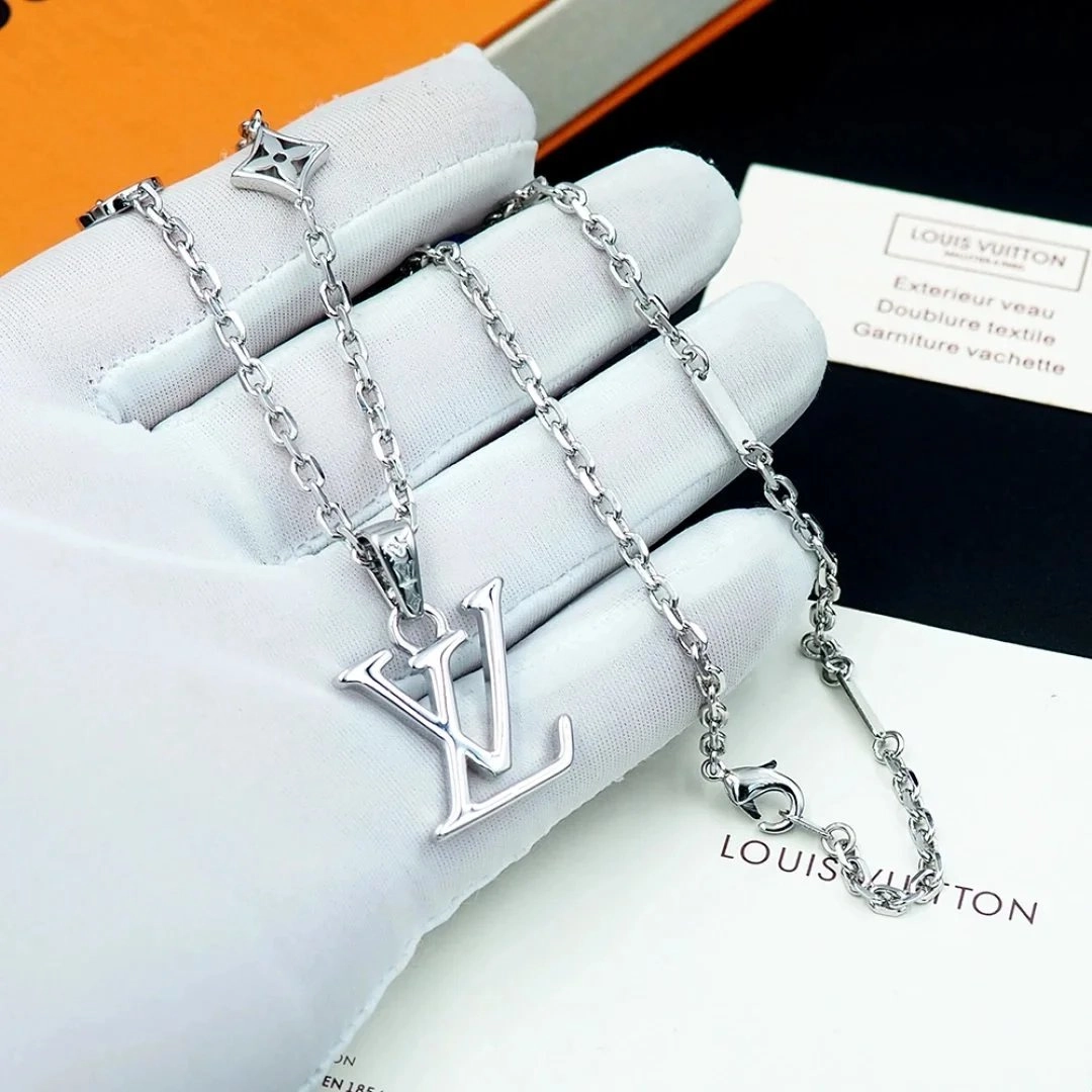 Louis Vuitton LV Logo Silver Chain Necklace with Star Charm