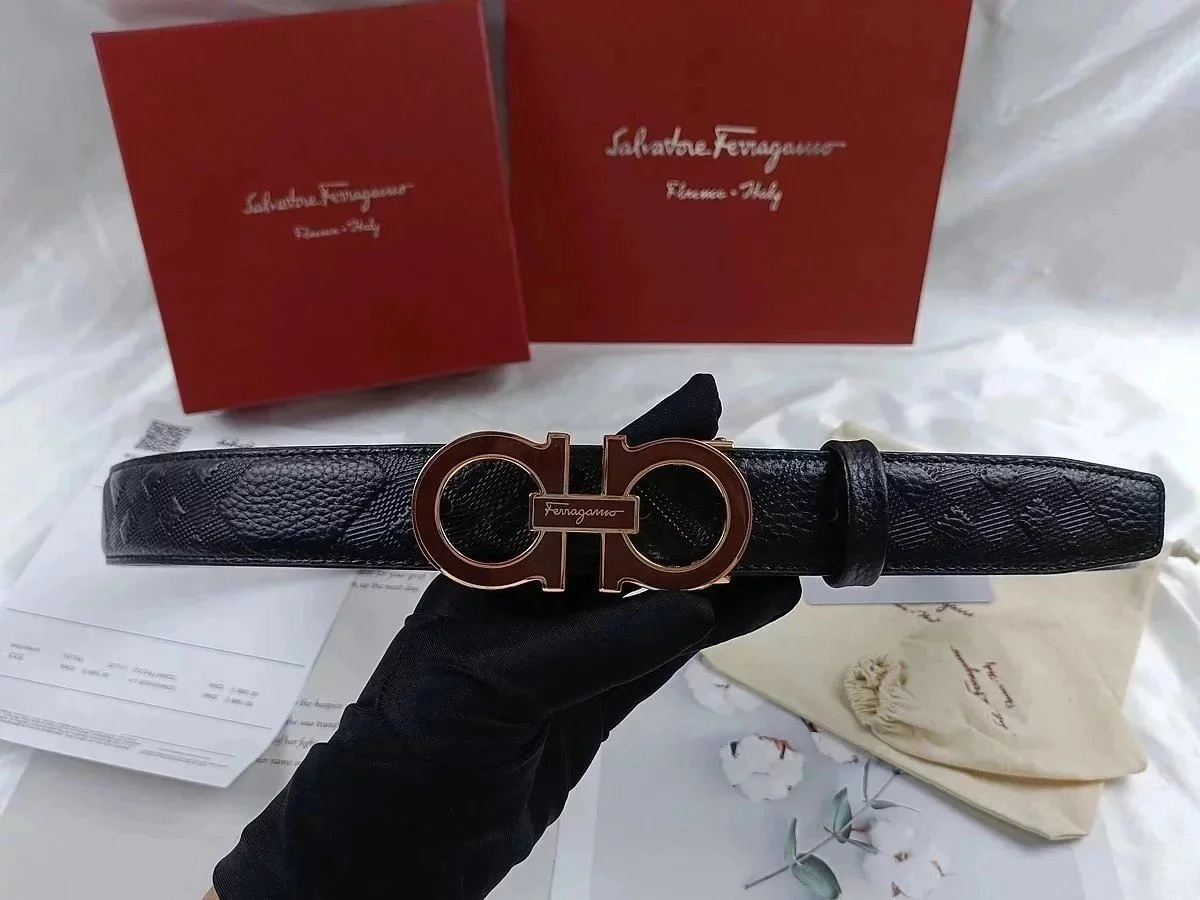 Salvatore Ferragamo Gancini Belt Black Embossed Leather Rose Gold Buckle