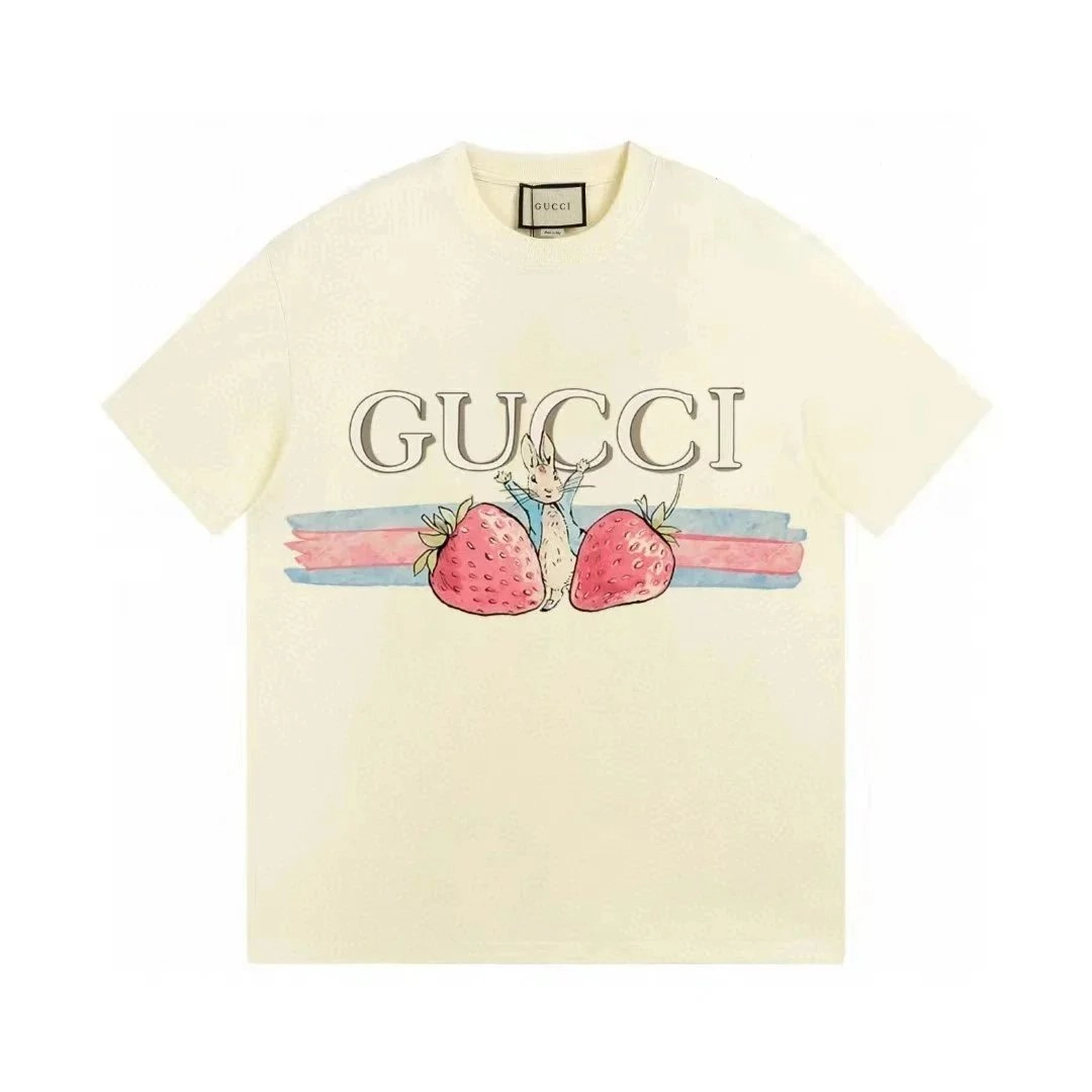 Gucci Peter Rabbit Strawberry Graphic T-Shirt Cream