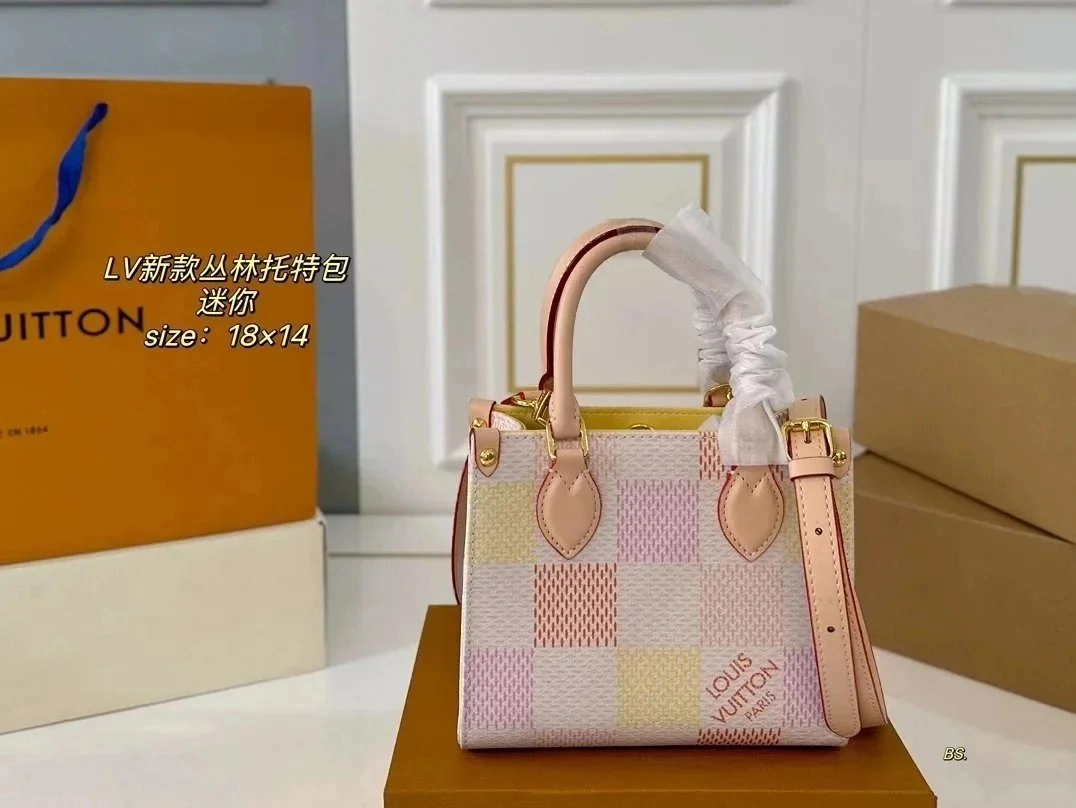 Louis Vuitton Petite Boite Chapeau Mini Checkered Canvas Bag