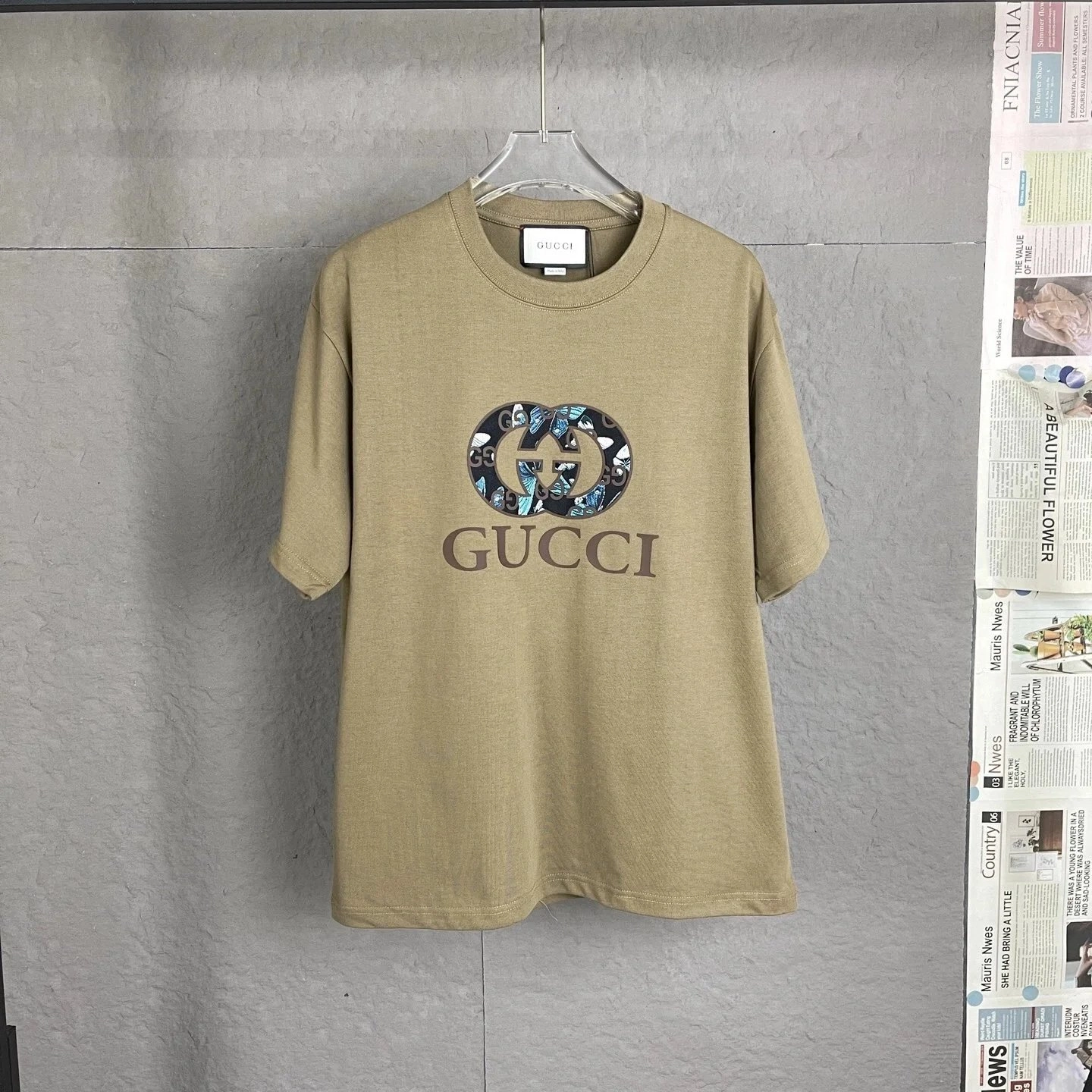 Gucci Beige T-Shirt with Floral GG Logo Print
