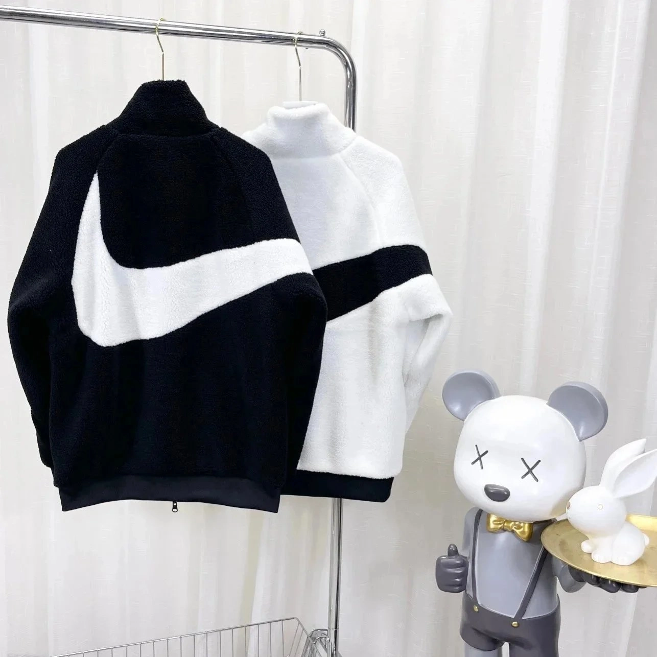 Nike Sportswear Fleece Jacket - Black/White Swoosh Contrast