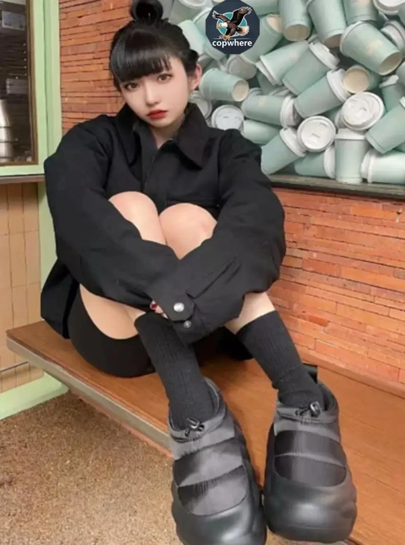 copwhere Chunky Platform Sneakers - Black Striped Sole