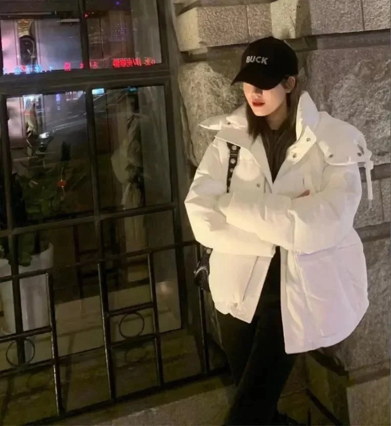 BUCK Oversized White Puffer Jacket with Detachable Hood