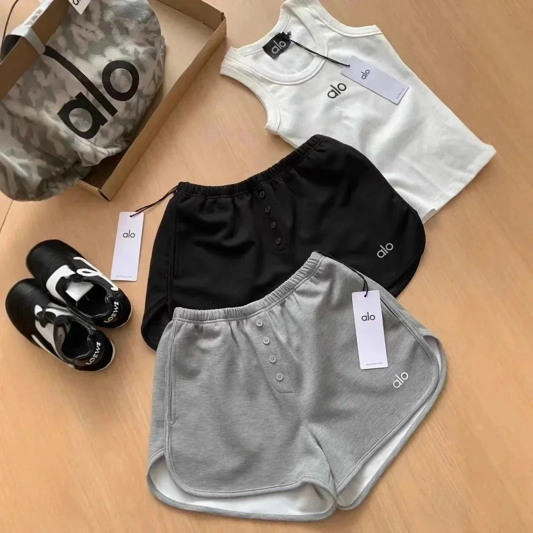 alo Yoga Button-Front Shorts - Black and Gray Heather