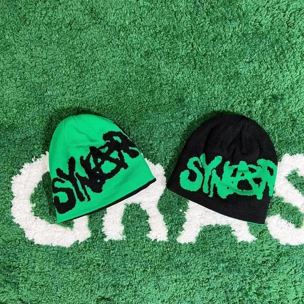 SYNER Graffiti Knit Beanie - Dual Color Reversible Design