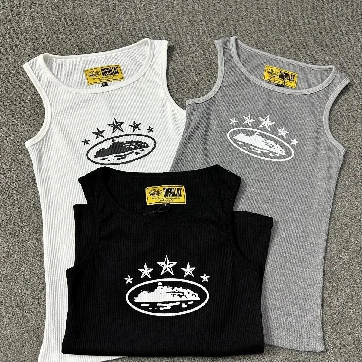 GUERILLAZ Ribbed Tank Top with Star-Emblem Island Graphic