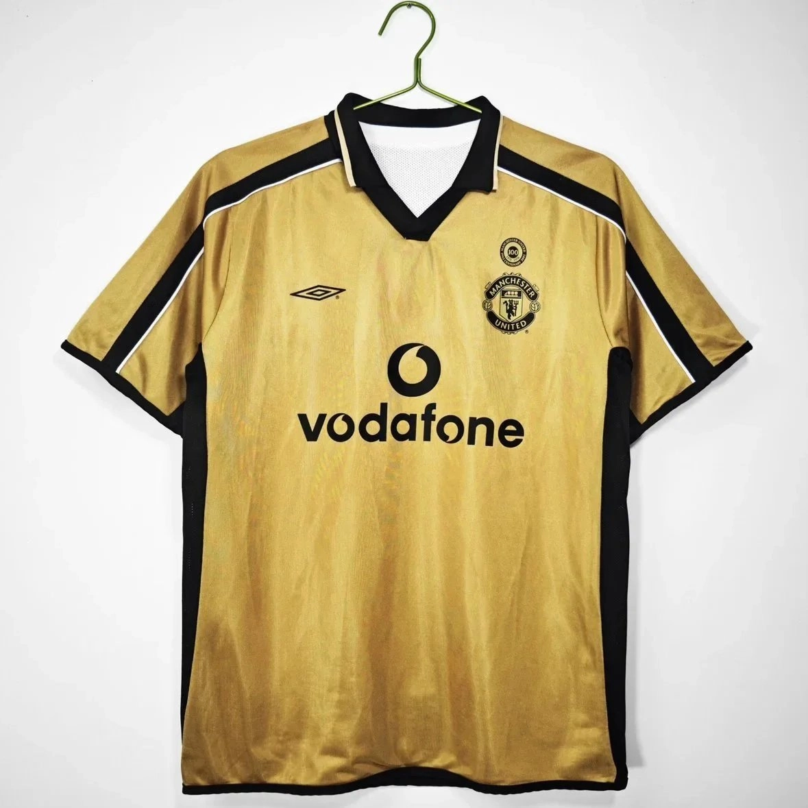 Manchester United 2000-01 Away Jersey Gold Black Vodafone