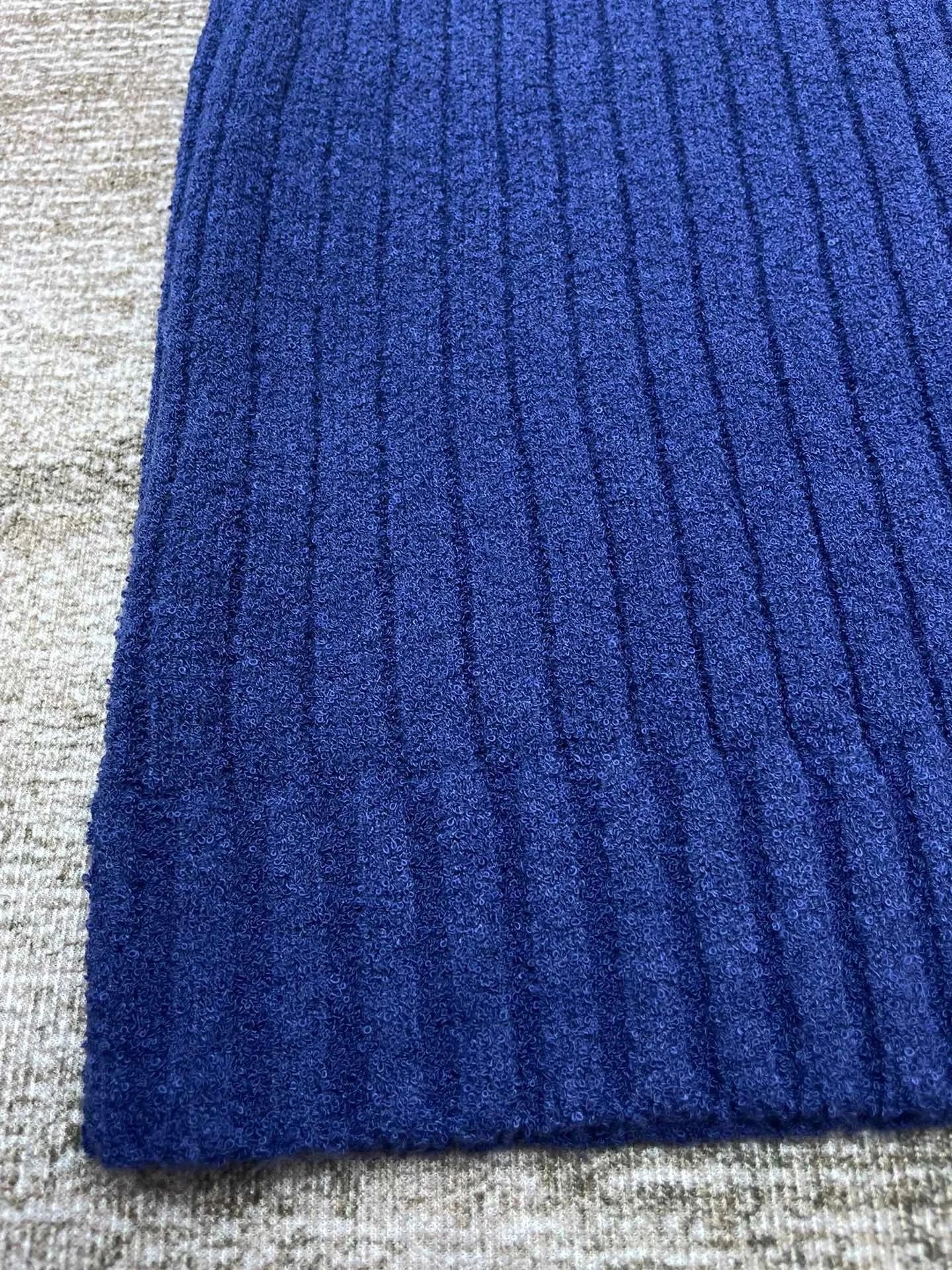 CozyKnit Ribbed Cable-Knit Beanie - Deep Navy Blue