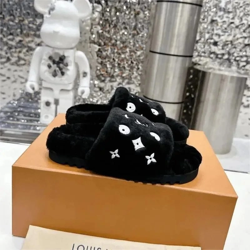 Louis Vuitton Monogram Cat Face Furry Slippers Black