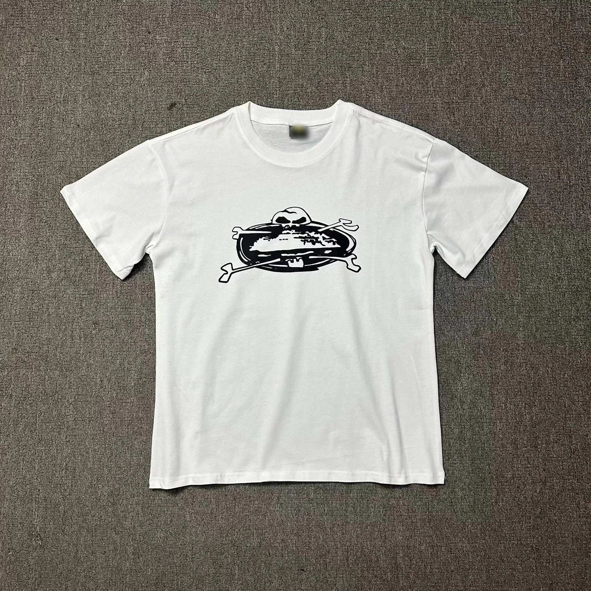 White Graphic T-Shirt with Skull and Crossbones Design