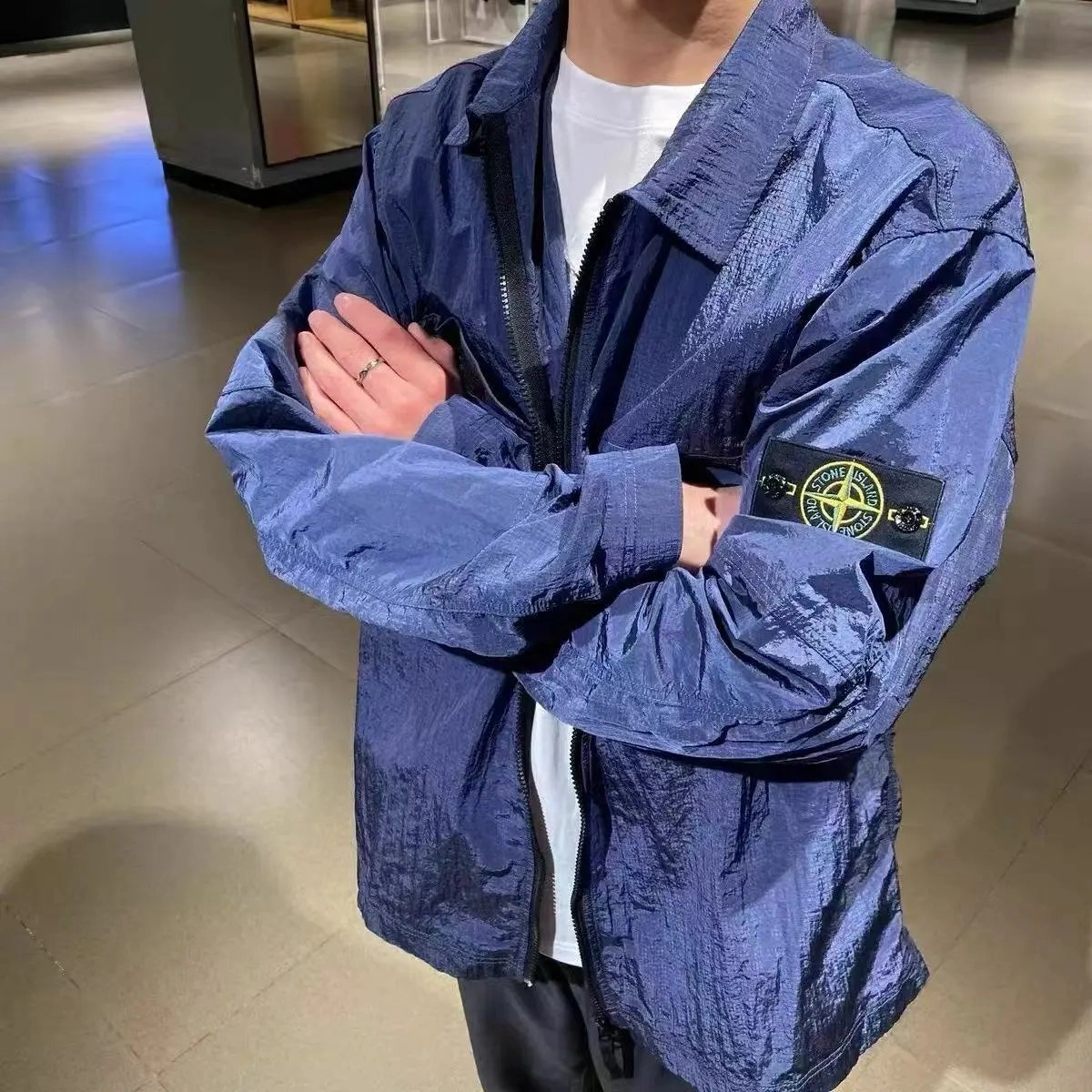 Stone Island Compass Patch Crinkle Nylon Jacket - Deep Blue